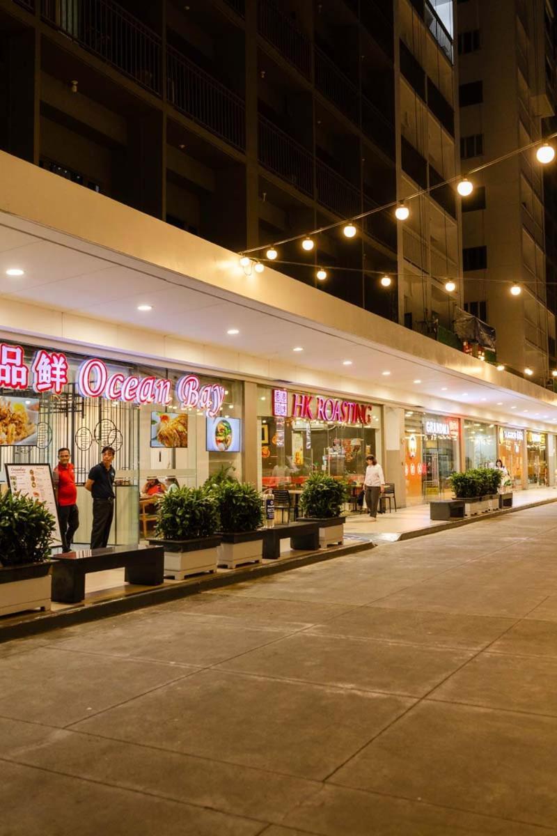 Shore 2br De Luxe Suite, Mall Of Manila