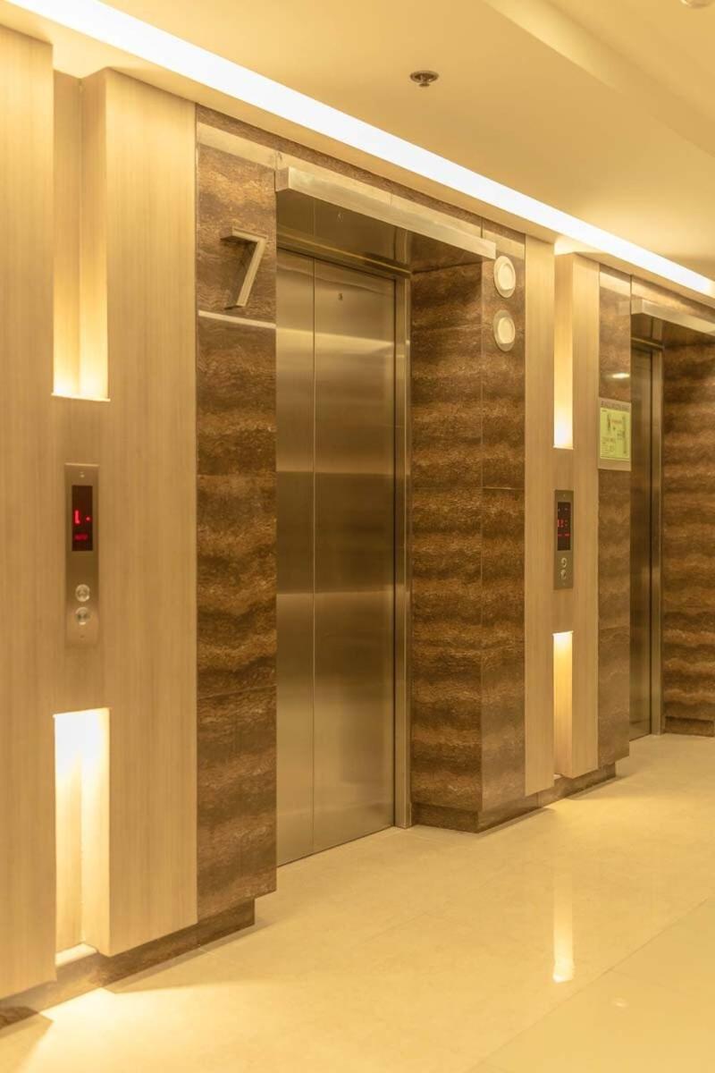 Shore 2br De Luxe Suite, Mall Of